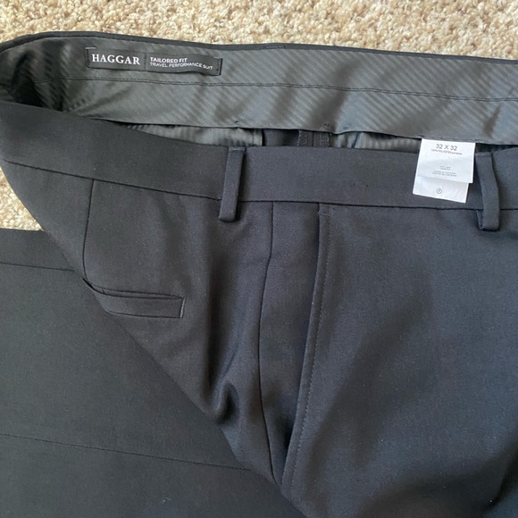 Haggar tailored fit travel performance black suit with jacket and pants - Picture 7 of 7